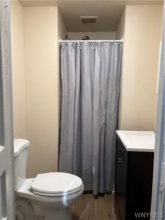 $1,100 | 74 Genesee Street, Lockport City, NY 14094