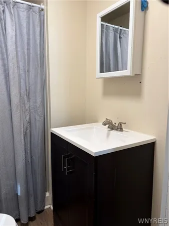 $1,100 | 74 Genesee Street, Lockport City, NY 14094