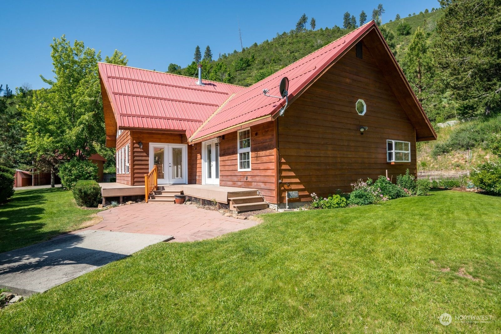 6020 Campbell Road Peshastin, WA 98847 - Photo 1 of 39 Gallery Image 1