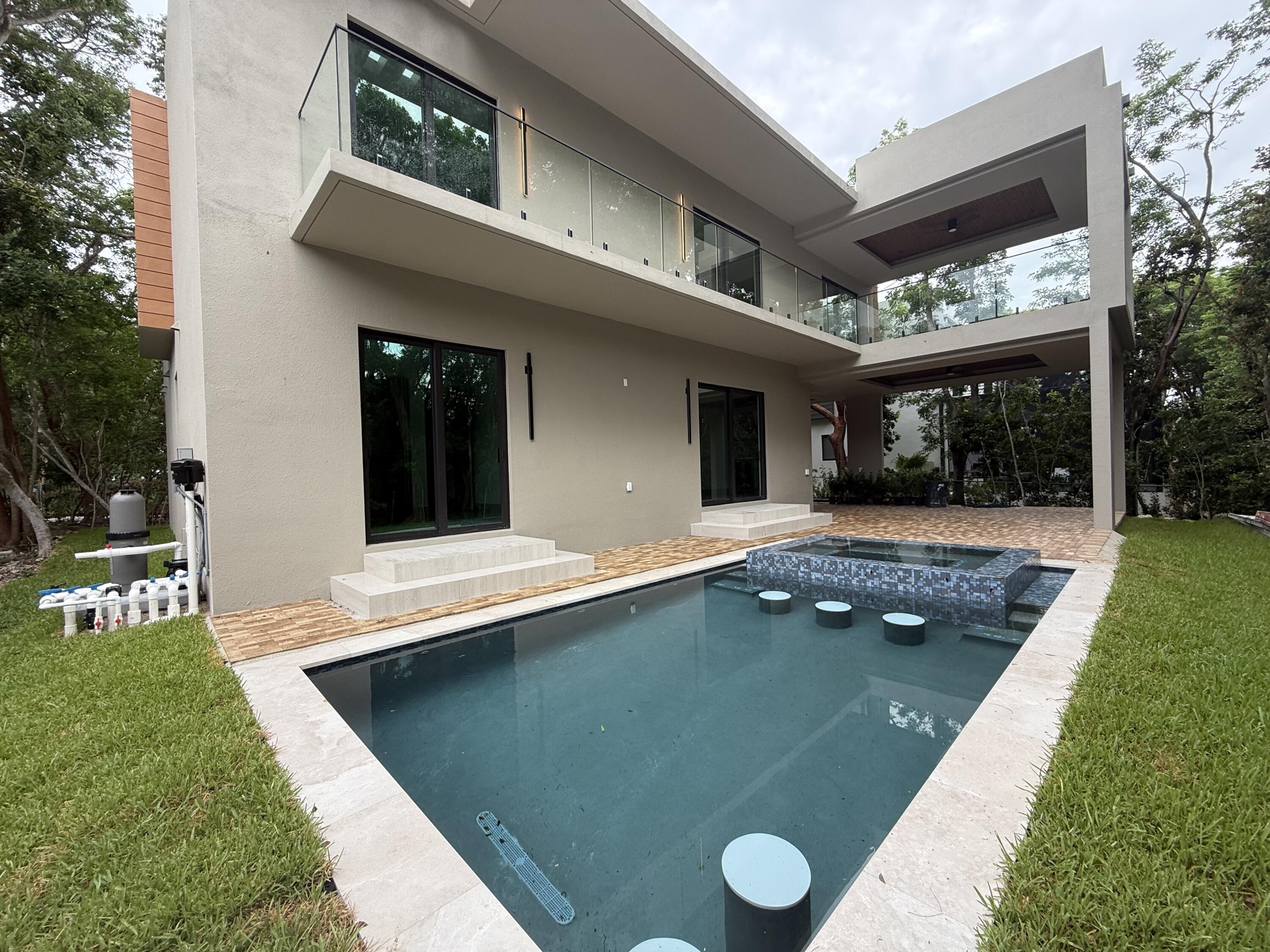 109 Point Pleasant Drive Key Largo, FL 33037 - Photo 56 of 58 POOL WITH STOOLS