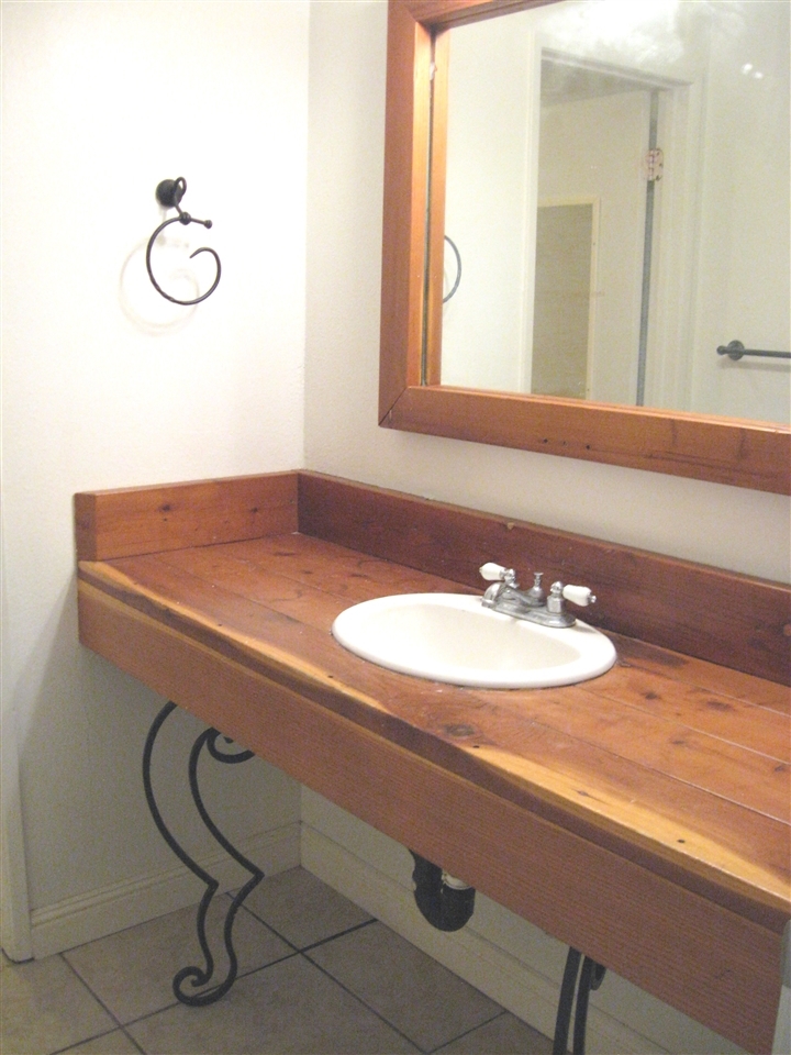 10118 Crestside Place Spring Valley, CA 91977 - Photo 18 of 24 Gallery Image 18