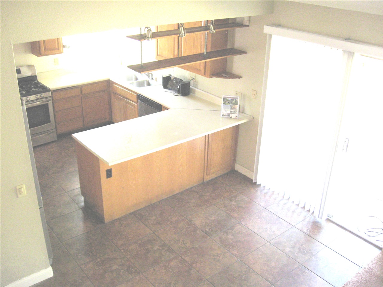 10118 Crestside Place Spring Valley, CA 91977 - Photo 9 of 24 Gallery Image 9