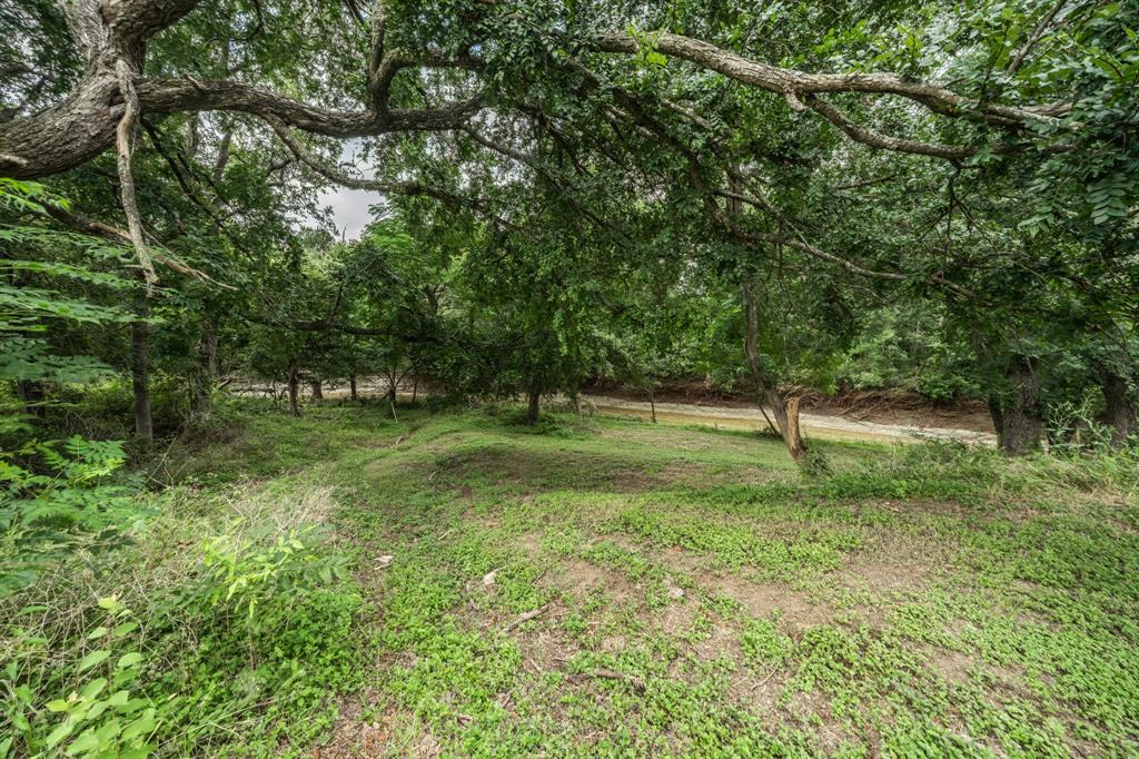 1598 Creek Road Lorena, TX 76655 - Photo 28 of 39