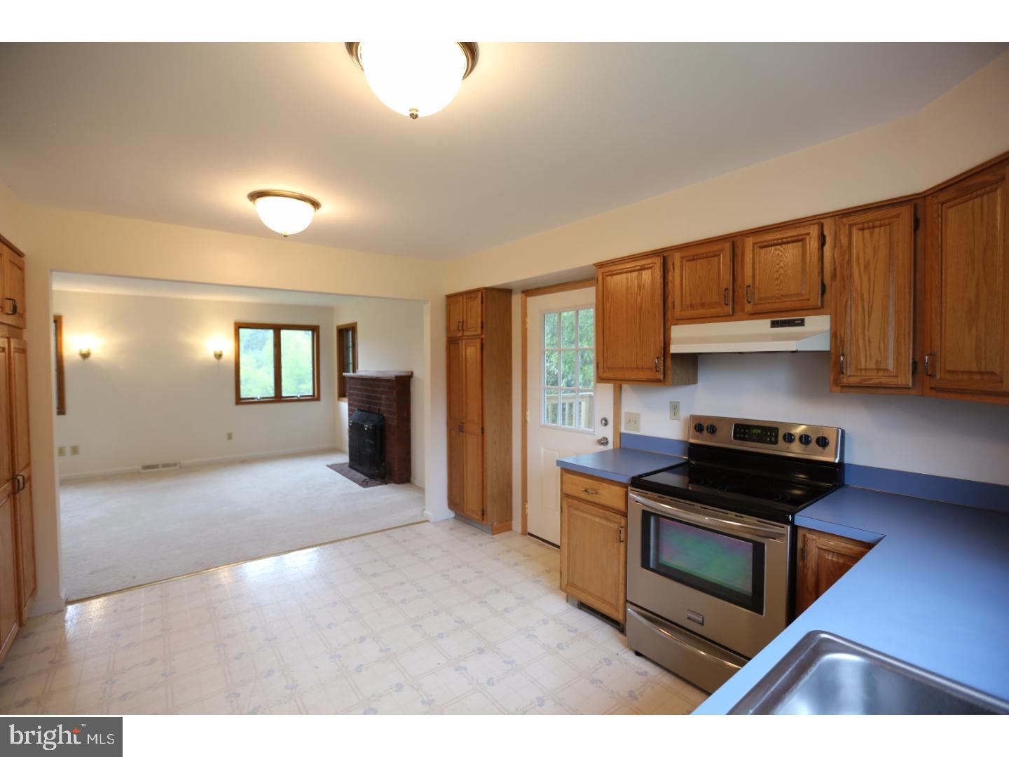 619 East Hillendale Road Chadds Ford, PA 19317 - Photo 8 of 25 Kitchen