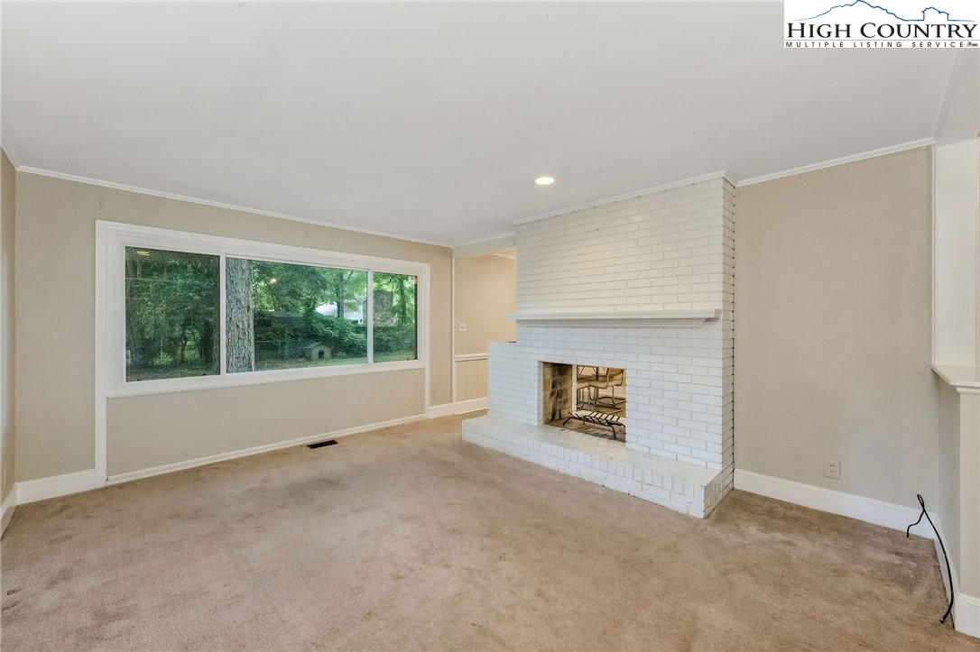 5524 Seacroft Road Charlotte, NC 28210 - Photo 15 of 36 a view of a livingroom with a fireplace
