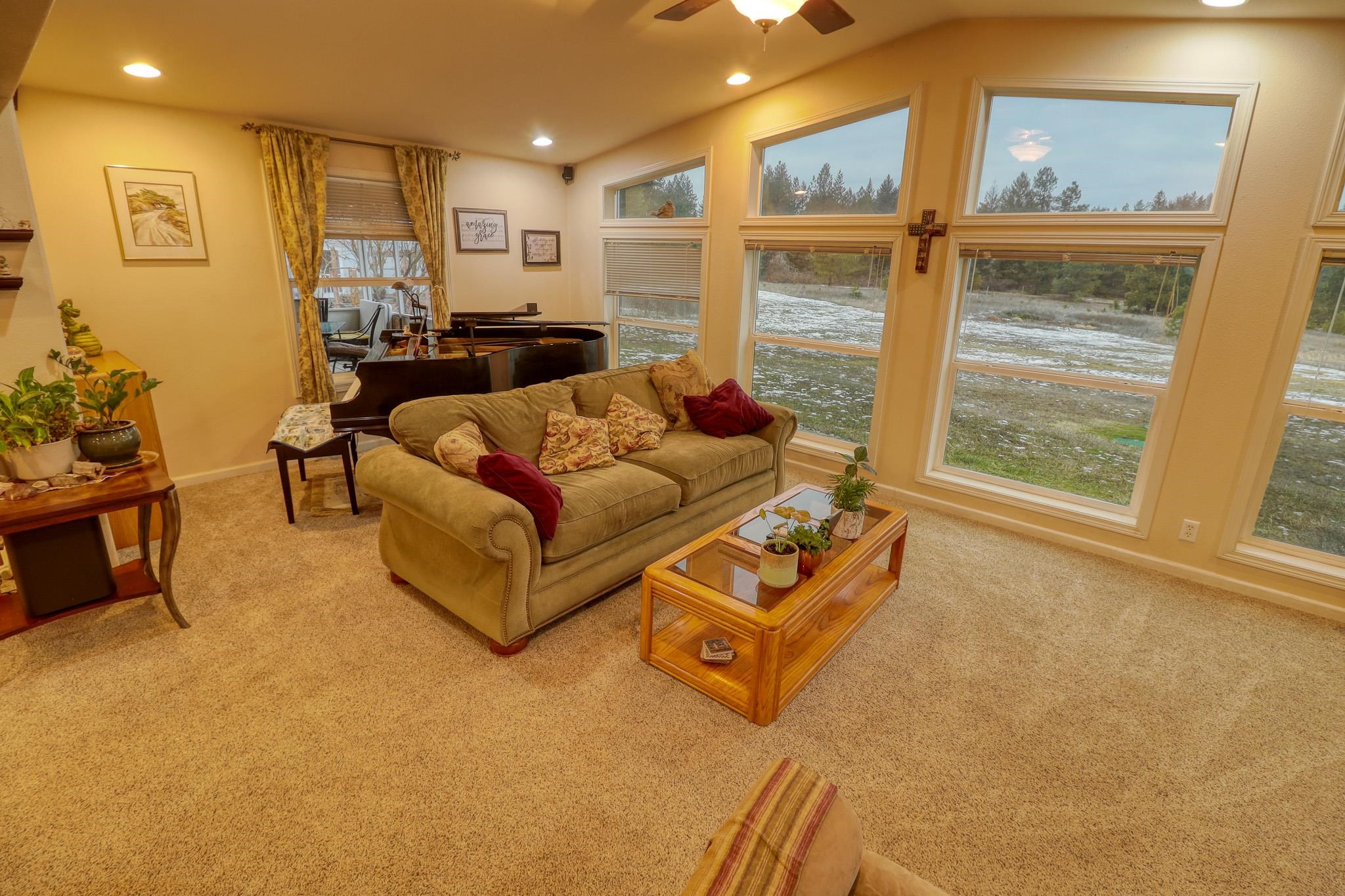 27601 North Scotts Ridge Lane Chattaroy, WA 99003 - Photo 7 of 48 Gallery Image 7