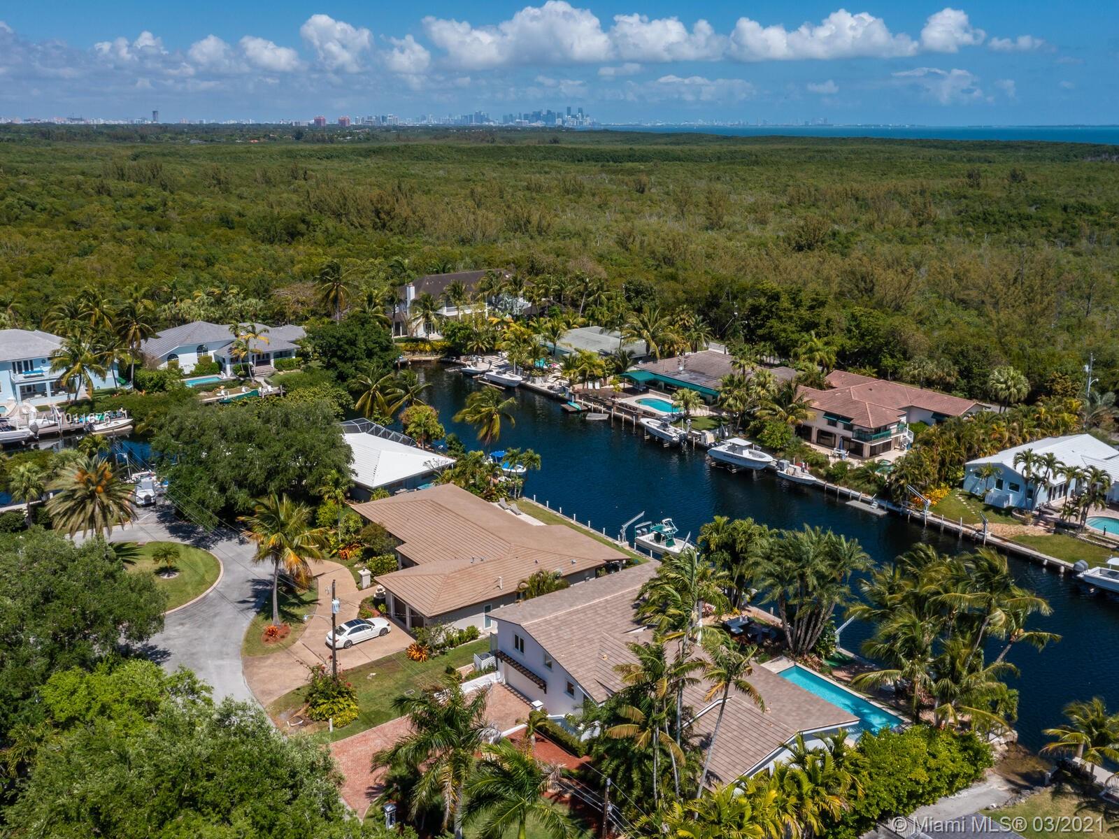 12521 Ramiro Street Miami, FL 33156 - Photo 17 of 99
