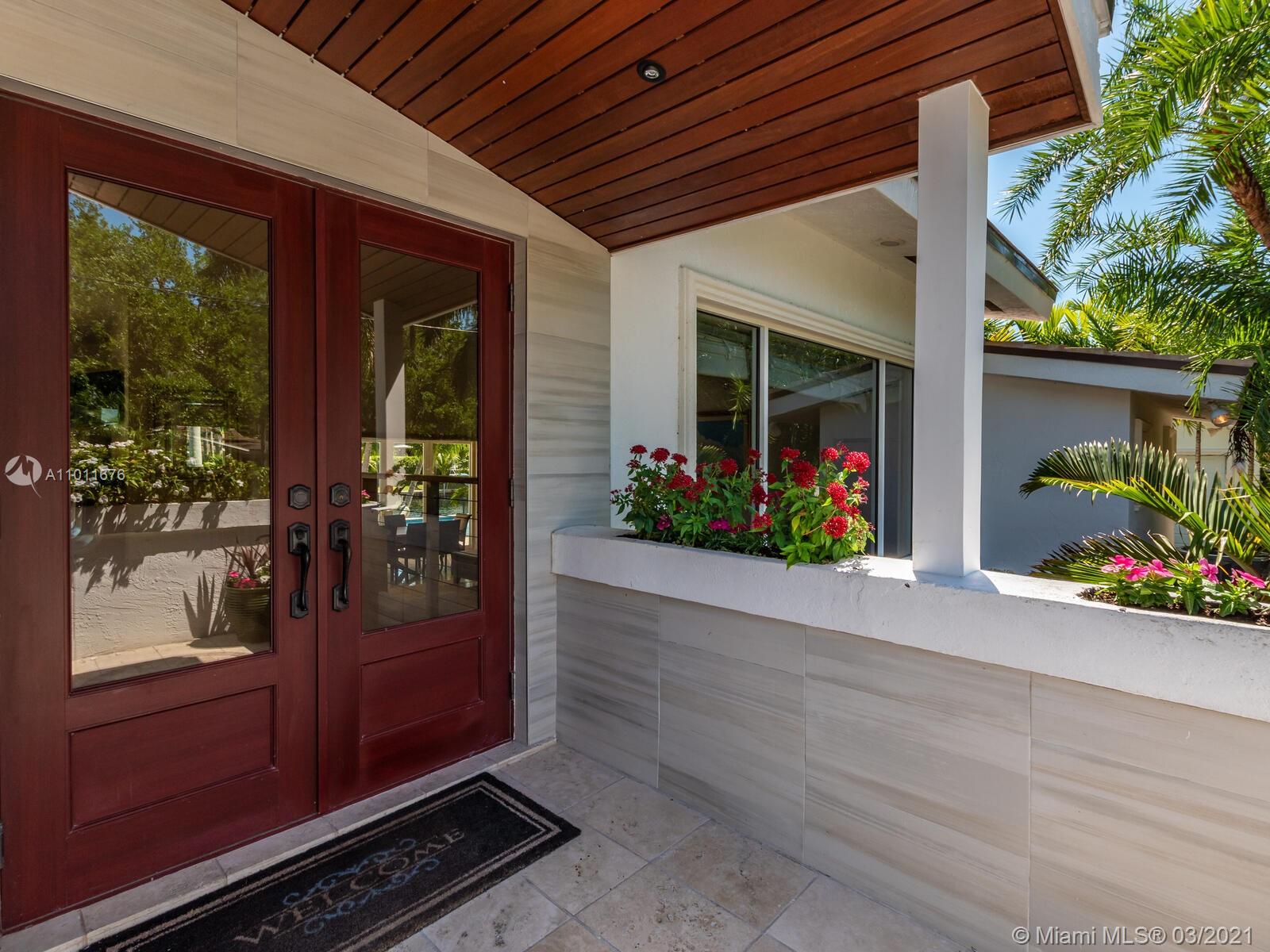 12521 Ramiro Street Miami, FL 33156 - Photo 5 of 99