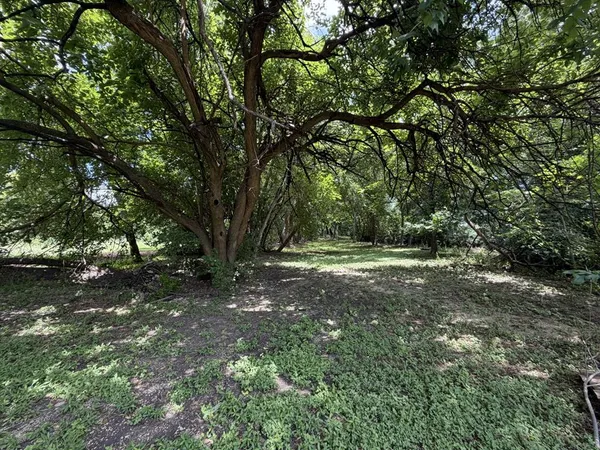 $99,000 | 5101 Beverly Drive, Beverly Hills, TX 76711