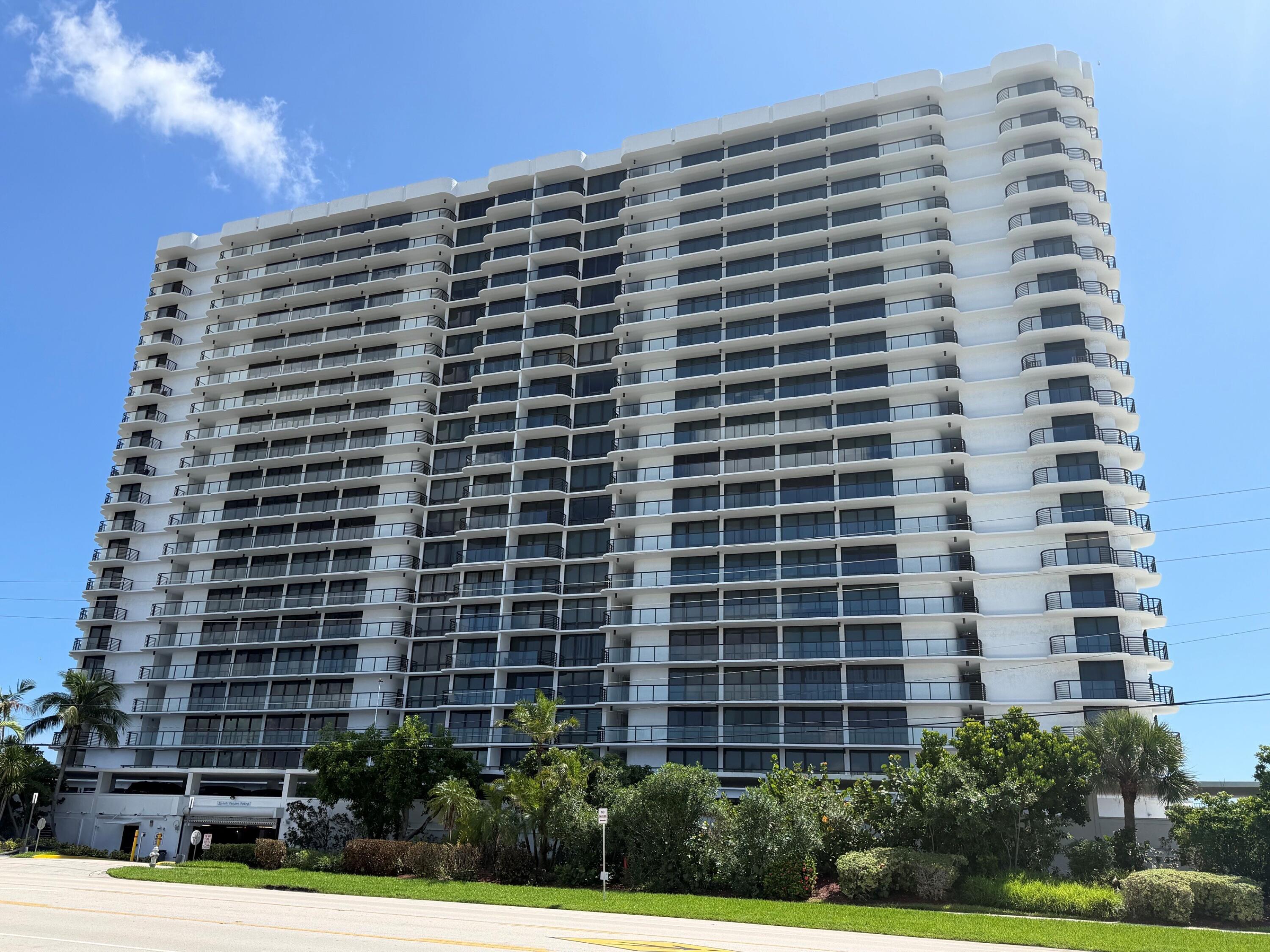 250 South Ocean Boulevard, Unit 2F Boca Raton, FL 33432 - Photo 1 of 1 exterior building