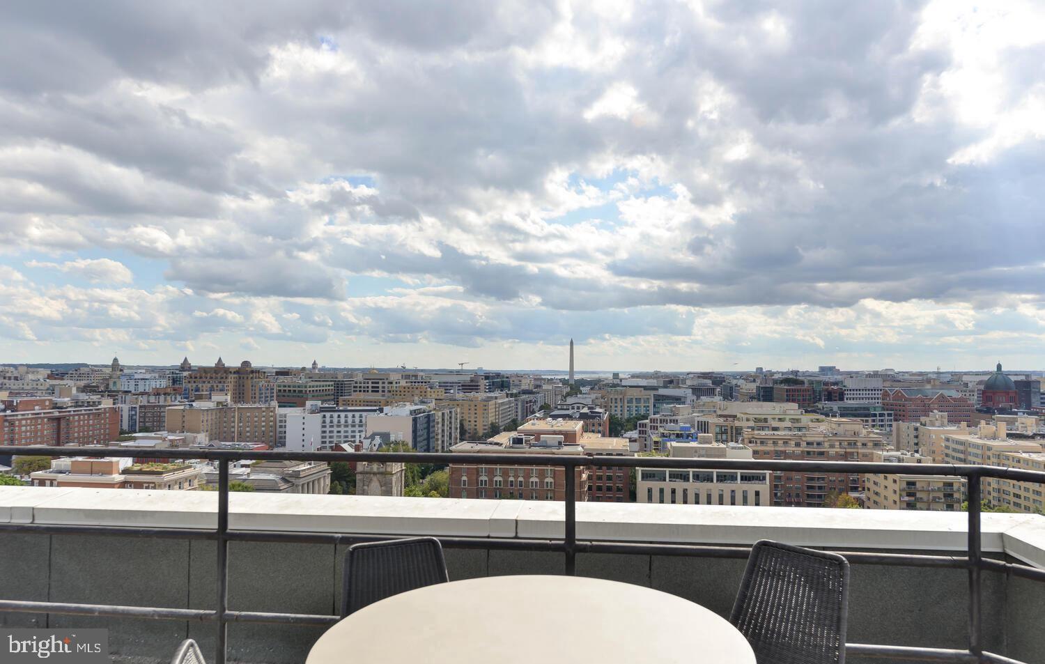 1615 Q Street Northwest, Unit 301/303 Washington, DC 20009 - Photo 36 of 53 a picture of city view