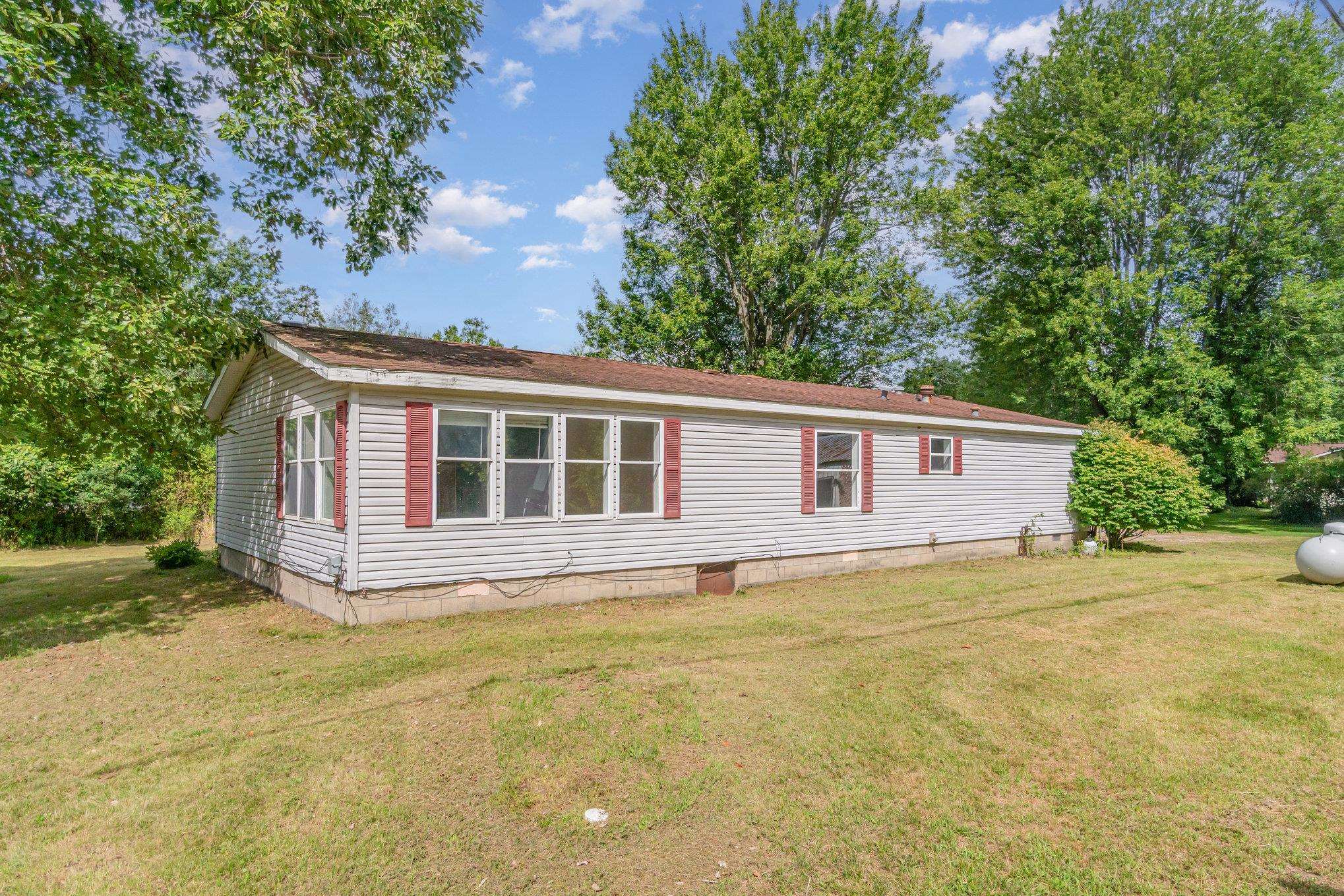 2065 South Meridian Road Midland, MI 48640 - Photo 25 of 27