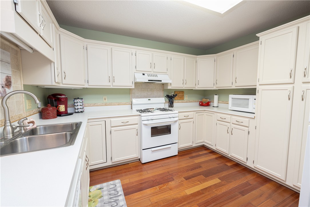 511 Sullivans Way Seneca, SC 29672 - Photo 6 of 30