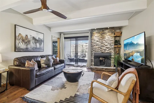 $700,000 | 220 La Bonte Street, Unit 210, Dillon, CO 80435