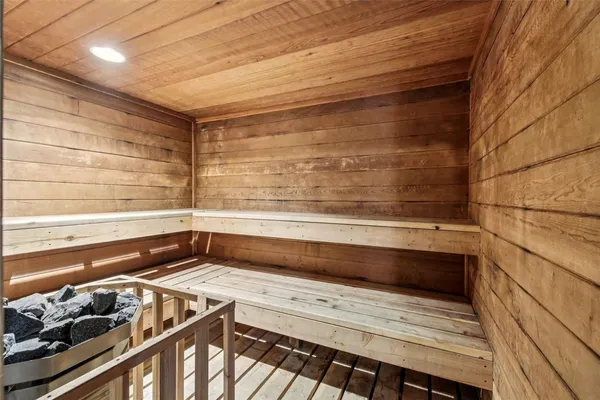 $700,000 | 220 La Bonte Street, Unit 210, Dillon, CO 80435