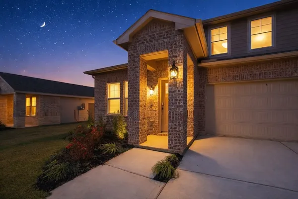 a house view with a outdoor space