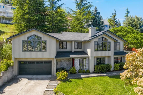$828,000 | 575 Dogwood Way, Ashland, OR 97520