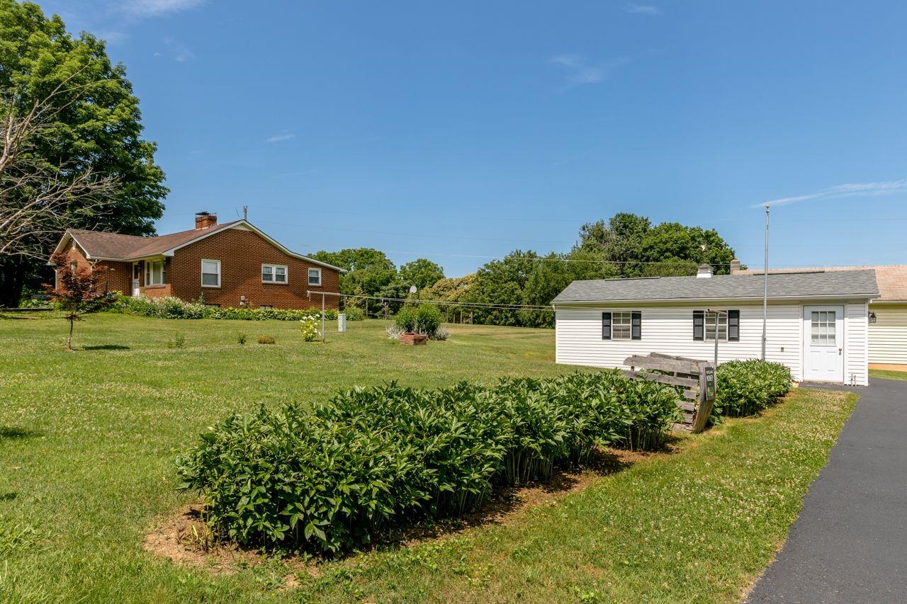 446 University Farm Road Stuarts Draft, VA 24477 - Photo 34 of 41 Gallery Image 34