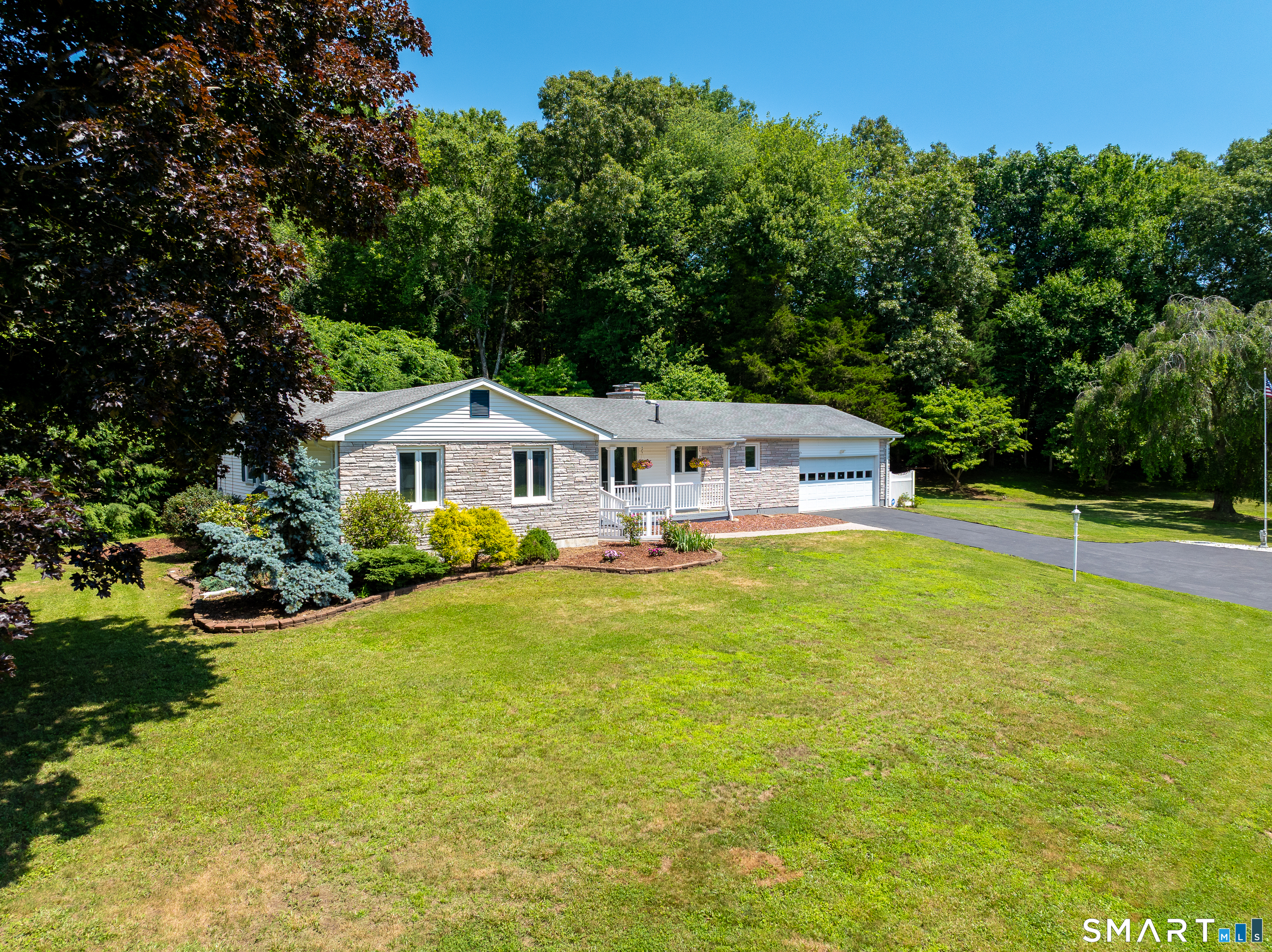2 Stony Ridge Road Norwich, CT 06360 - Photo 4 of 40