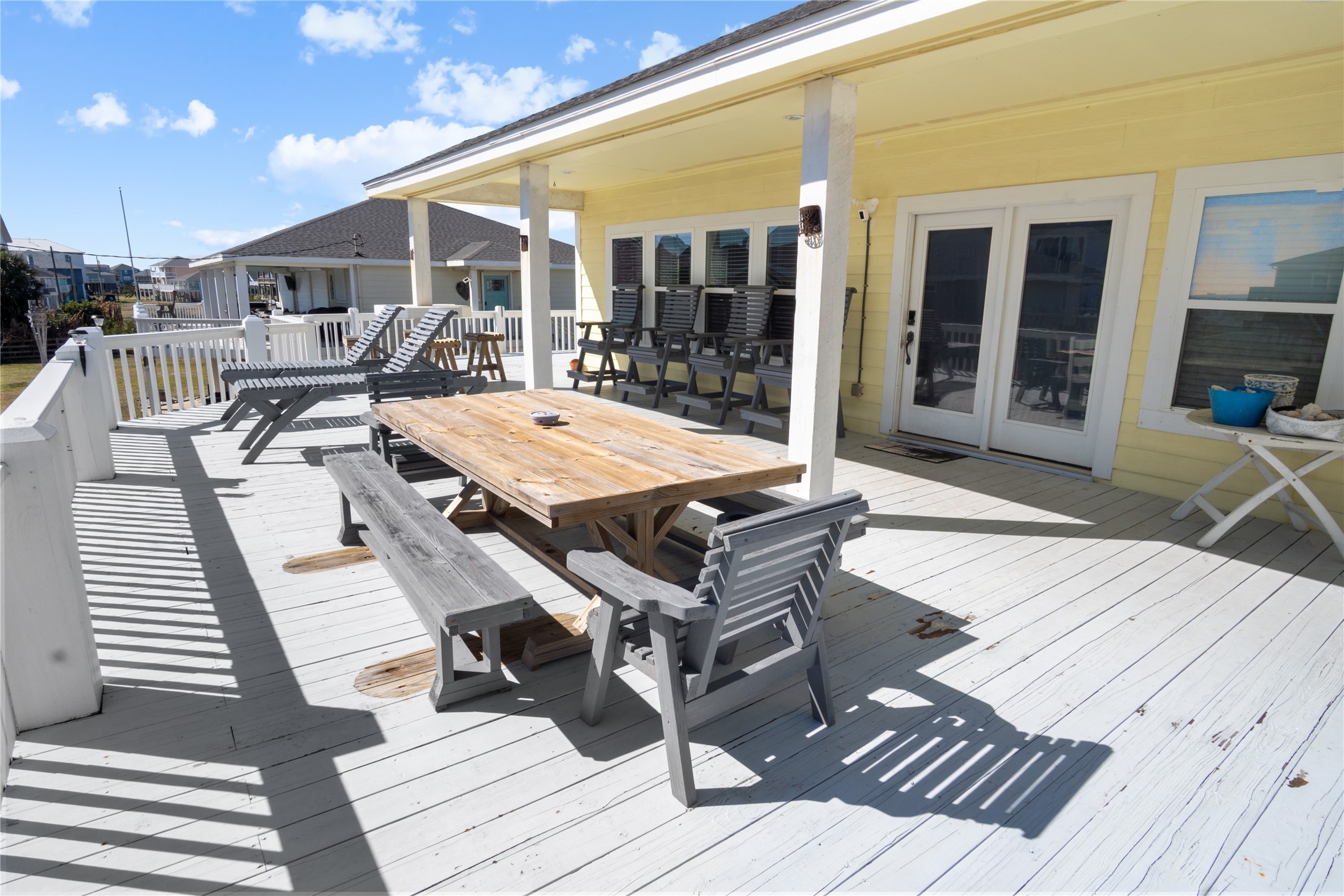 2296 Martinique Crystal Beach, TX 77650 - Photo 3 of 49 a outdoor space with a sitting space