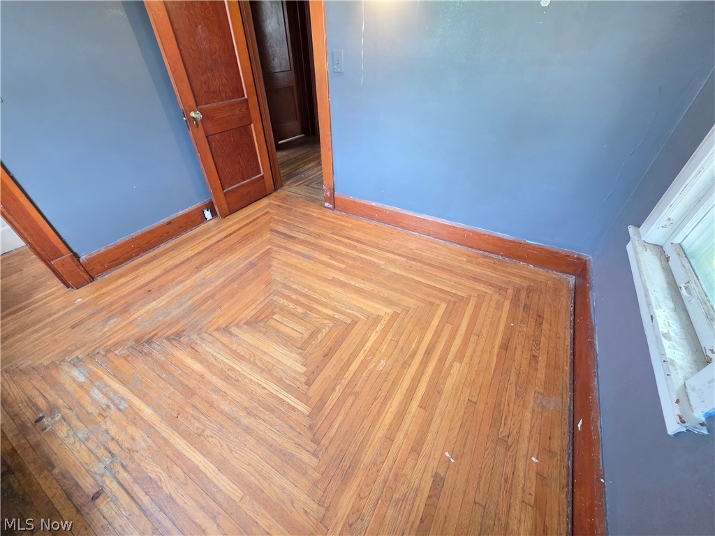1801 West Prospect Road Ashtabula, OH 44004 - Photo 11 of 35 close up of design of floors