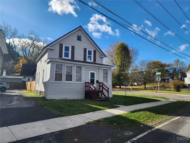 $1,600 | 1202 Huntington Street, Watertown, NY 13601