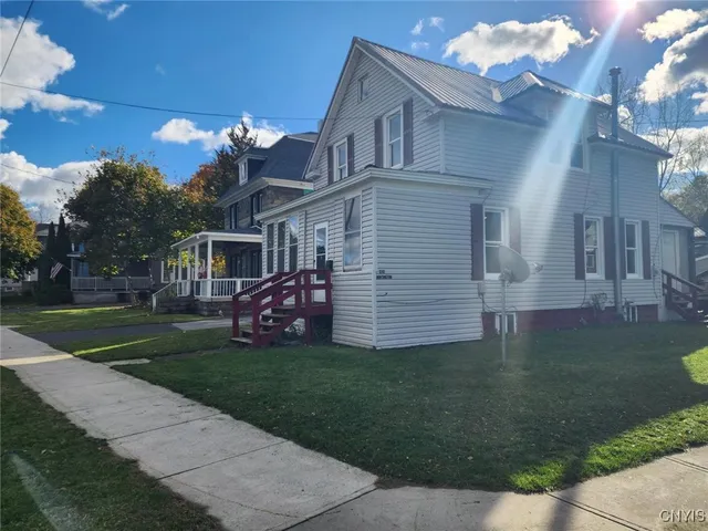 $1,600 | 1202 Huntington Street, Watertown, NY 13601