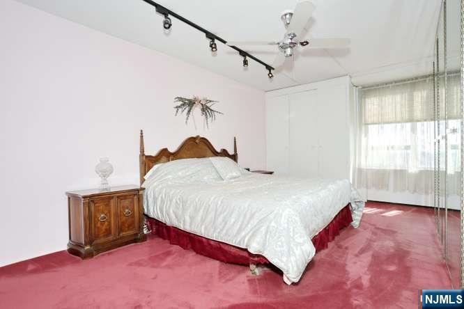 3 Horizon Road, Unit 815 Fort Lee, NJ 07024 - Photo 17 of 32