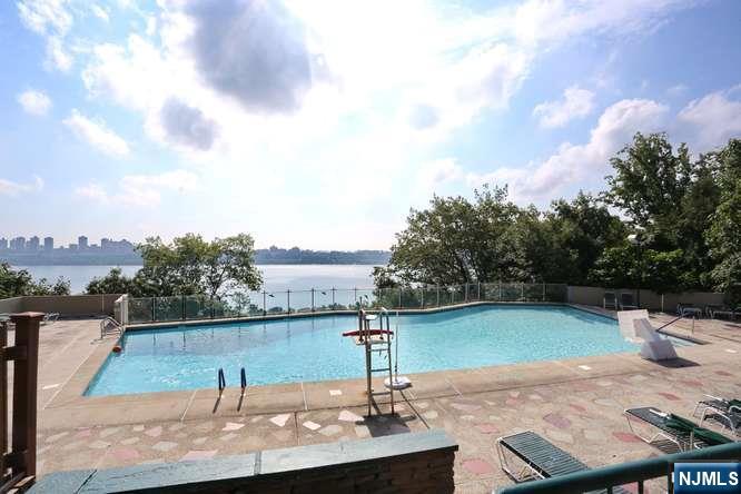 3 Horizon Road, Unit 815 Fort Lee, NJ 07024 - Photo 25 of 32