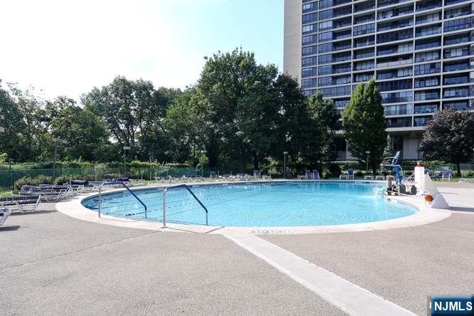 3 Horizon Road, Unit 815 Fort Lee, NJ 07024 - Photo 27 of 32