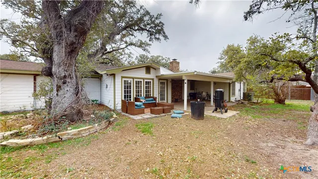 $240,000 | 204 West Johnson Street, Cuero, TX 77954