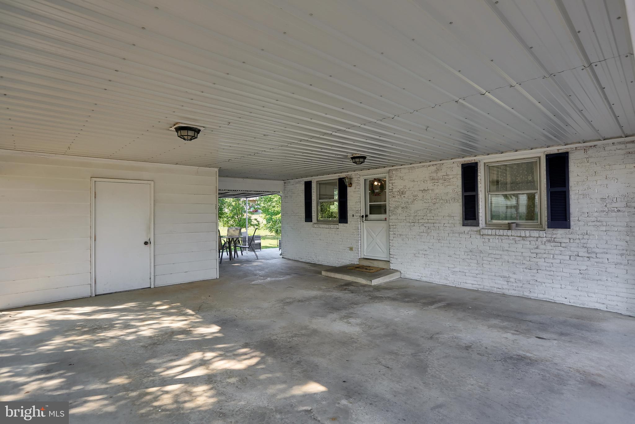 680 Creek Road Carlisle, PA 17013 - Photo 6 of 43 Gallery Image 6