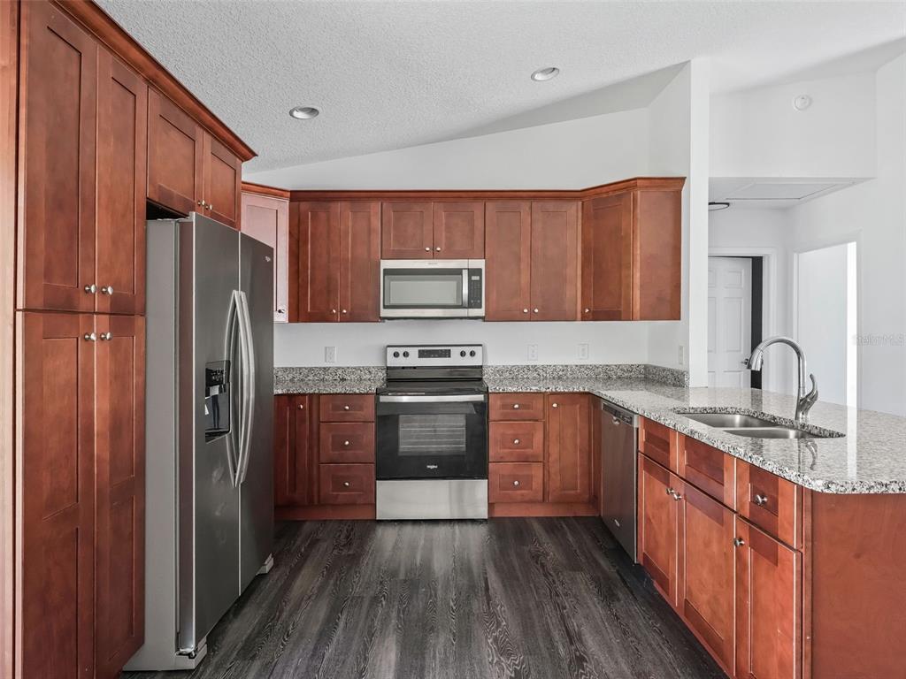 11684 Southeast 84th Terrace Belleview, FL 34420 - Photo 11 of 24