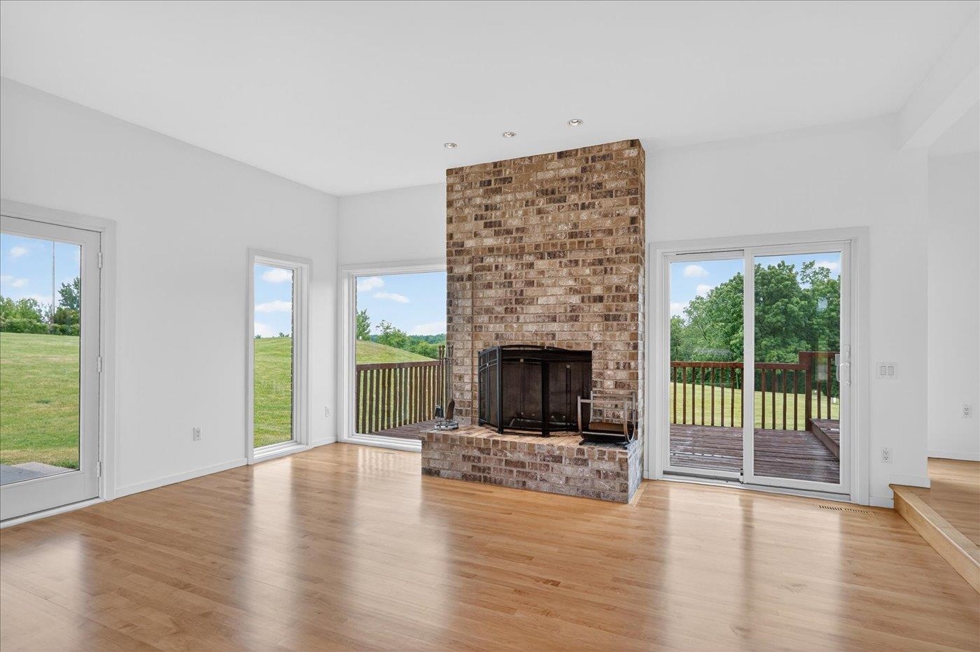 2161 County Rd Jg Mount Horeb, WI 53572 - Photo 8 of 86