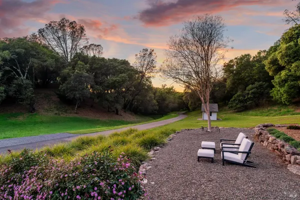 $1,699,000 | 1127 Highland Ranch Road, Cloverdale, CA 95425