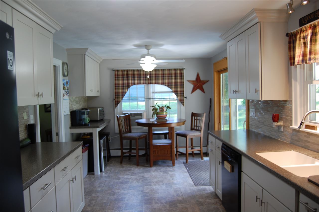 7 Cider Hill Road Rochester, NH 03867 - Photo 4 of 34