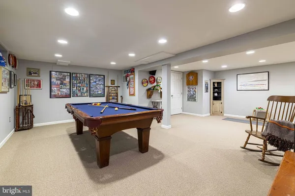$899,900 | 92 Oak Drive, Doylestown, PA 18901