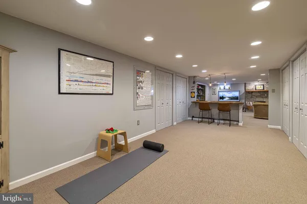 $899,900 | 92 Oak Drive, Doylestown, PA 18901