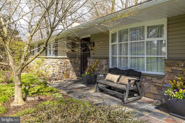 $899,900 | 92 Oak Drive, Doylestown, PA 18901