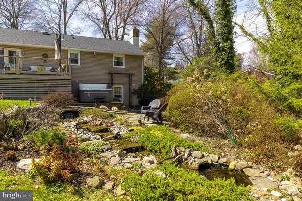 $899,900 | 92 Oak Drive, Doylestown, PA 18901
