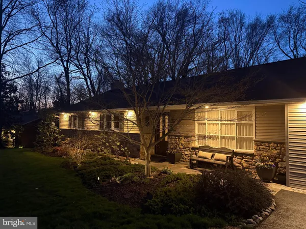 $899,900 | 92 Oak Drive, Doylestown, PA 18901
