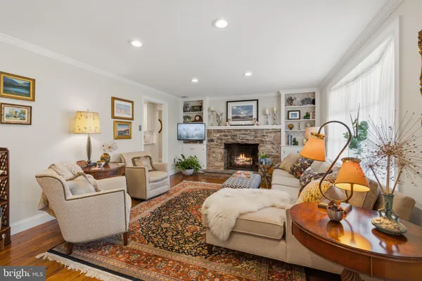 $899,900 | 92 Oak Drive, Doylestown, PA 18901
