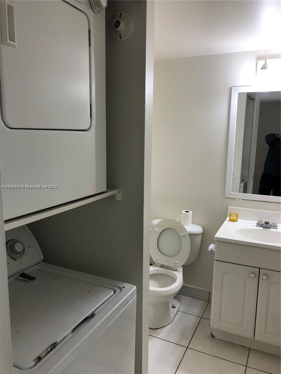 260 Northwest 107th Avenue, Unit 207 Miami, FL 33172 - Photo 9 of 11