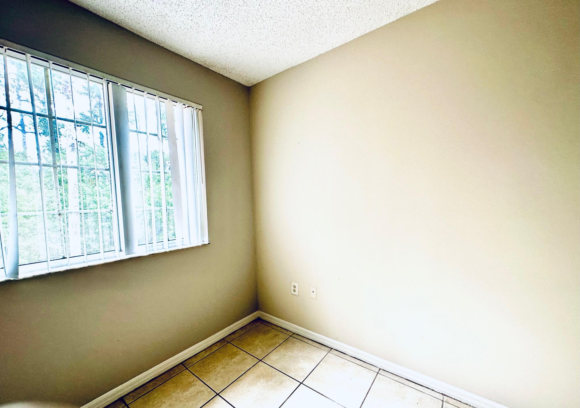 4171 Haverhill Road, Unit 1003 West Palm Beach, FL 33417 - Photo 11 of 20 11