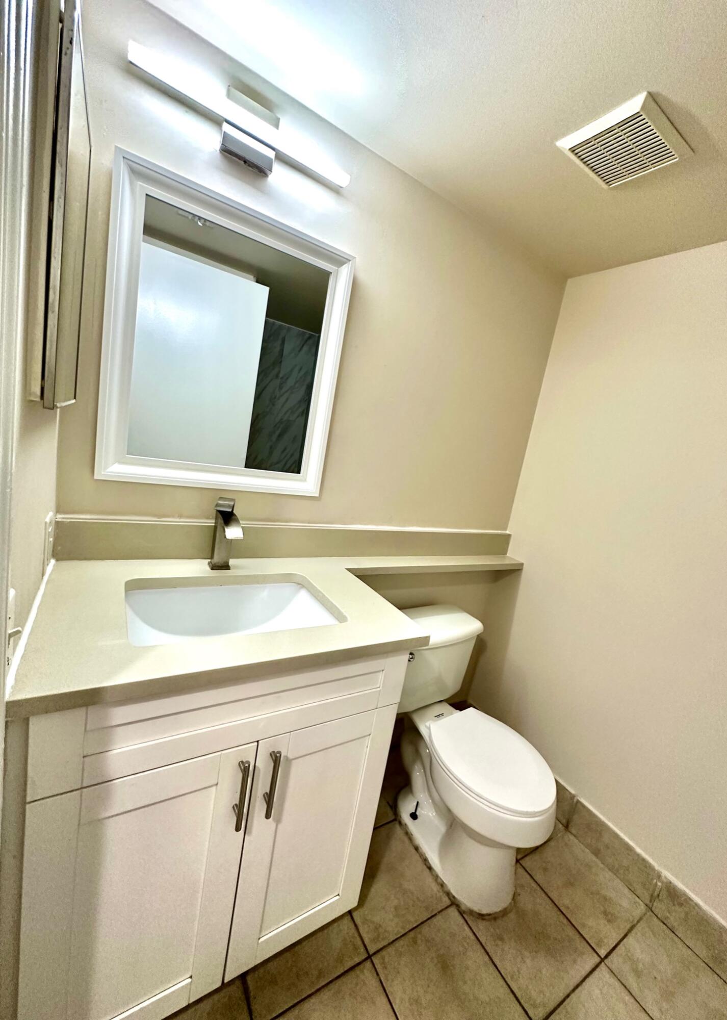 4171 Haverhill Road, Unit 1003 West Palm Beach, FL 33417 - Photo 9 of 20 9