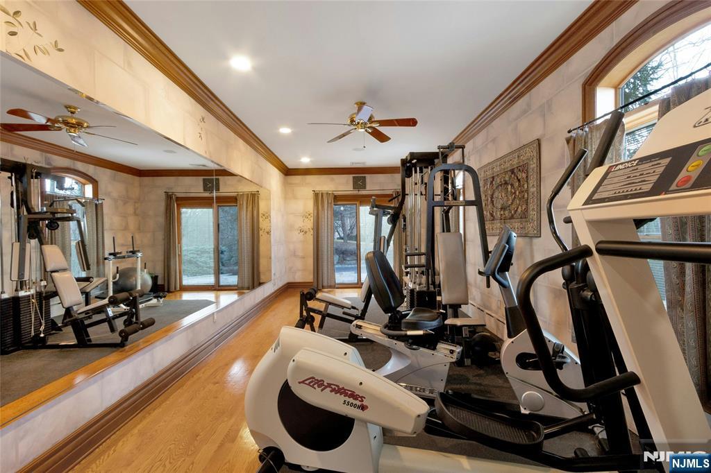 7 Finn Court Mahwah, NJ 07430 - Photo 16 of 40