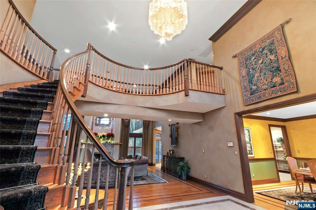 7 Finn Court Mahwah, NJ 07430 - Photo 21 of 40