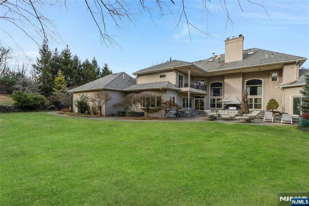 7 Finn Court Mahwah, NJ 07430 - Photo 3 of 40