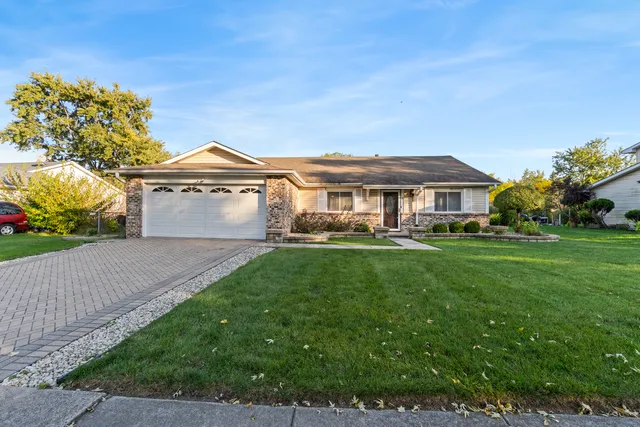 $242,900 | 111 Deerpath Road, Matteson, IL 60443