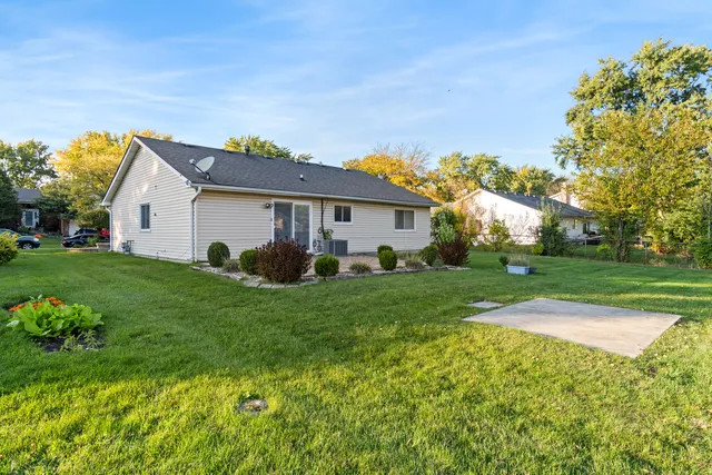 $242,900 | 111 Deerpath Road, Matteson, IL 60443
